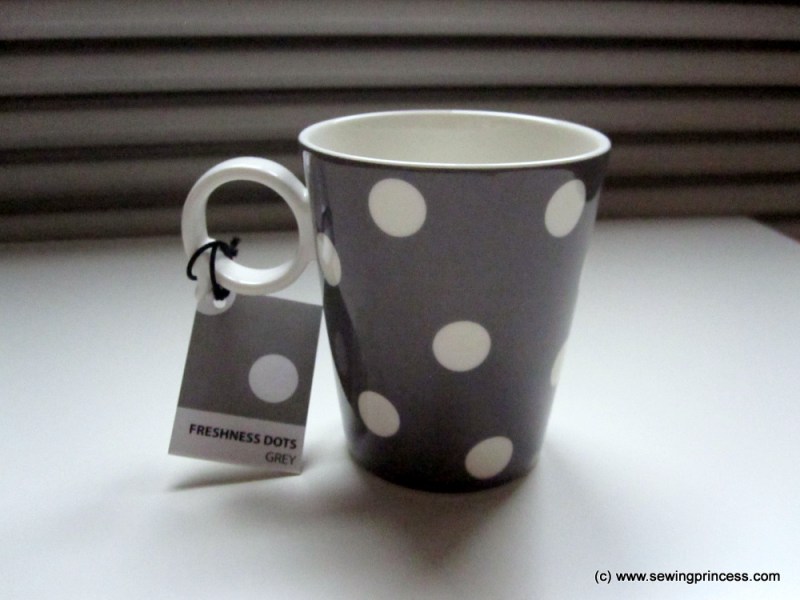 Polka dot mug