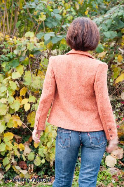 Simplicity 2446 Amazing Fit Misses' Jacket back